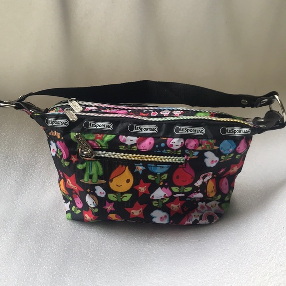 Lesportsac Handbags - LeSportsac Classic Nylon Hobo Bag